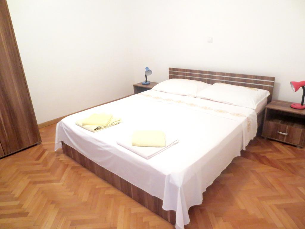 Apartments Toncic Lumbarda Room photo