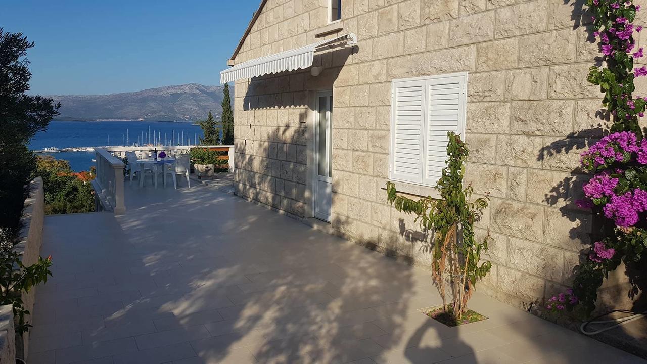 Apartments Toncic Lumbarda Exterior photo